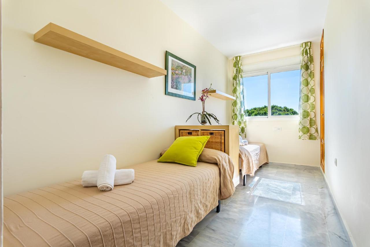 מארבלה Sun & Sand Beach Apartment מראה חיצוני תמונה